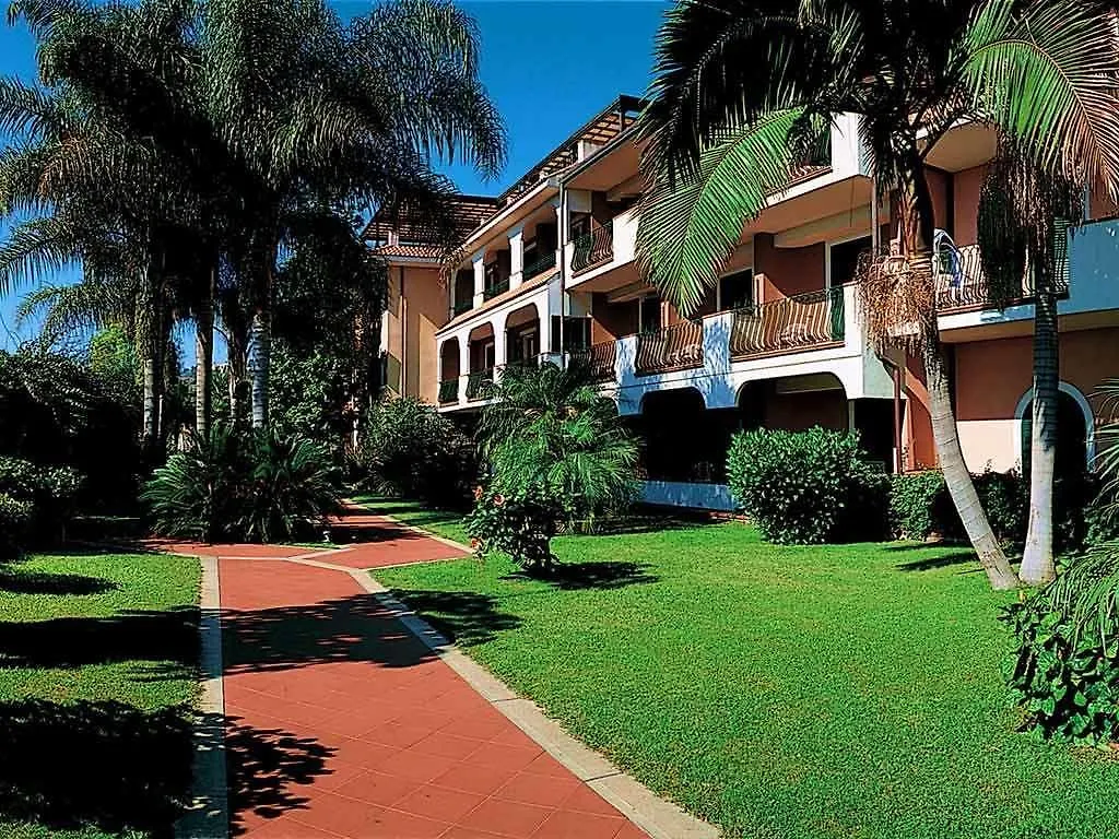 Hotel Caparena Таормина Италия
