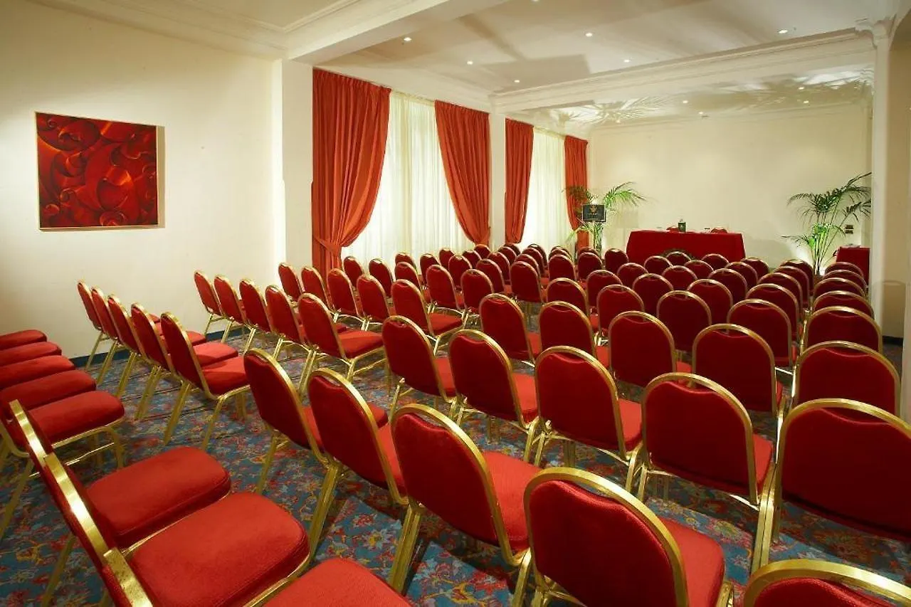 Hotel Caparena Таормина