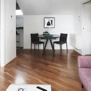 Apartment Comecasa Attic 5 Min Walk From Duomo Milan