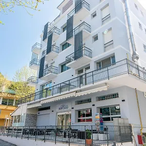 Santiago 3*, Rimini Olaszország