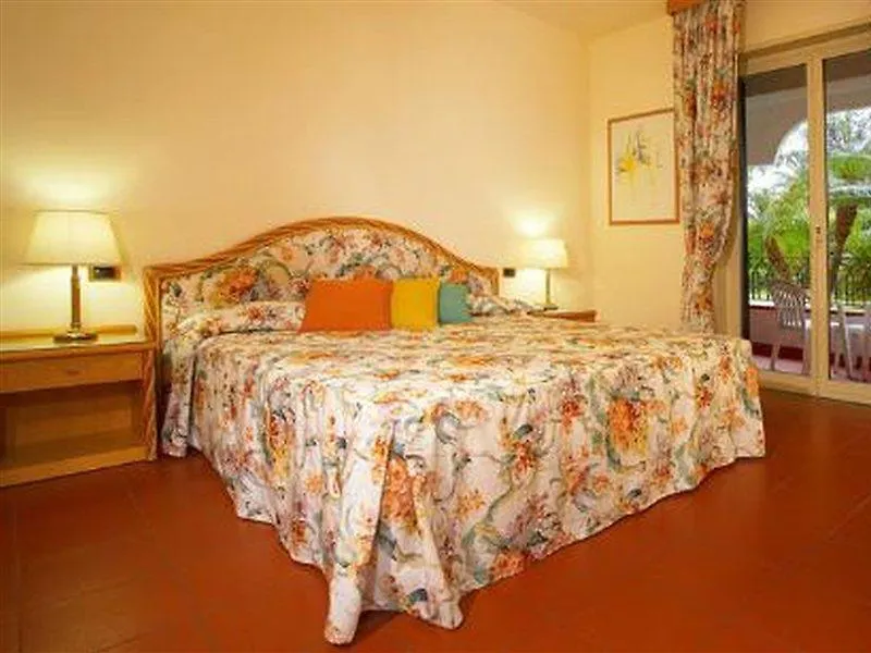 Hotel Caparena Taormina