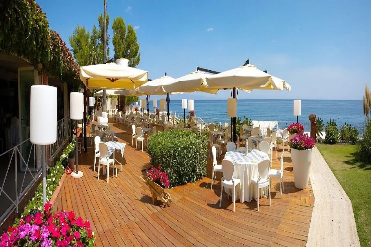 Hotel Caparena Taormina